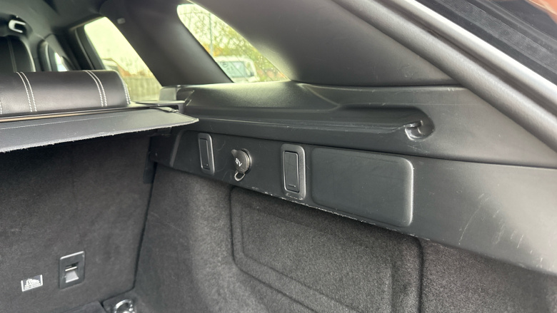 Land Rover Range Rover Velar 2.0 D180 R-Dynamic S 5dr Auto Diesel Estate